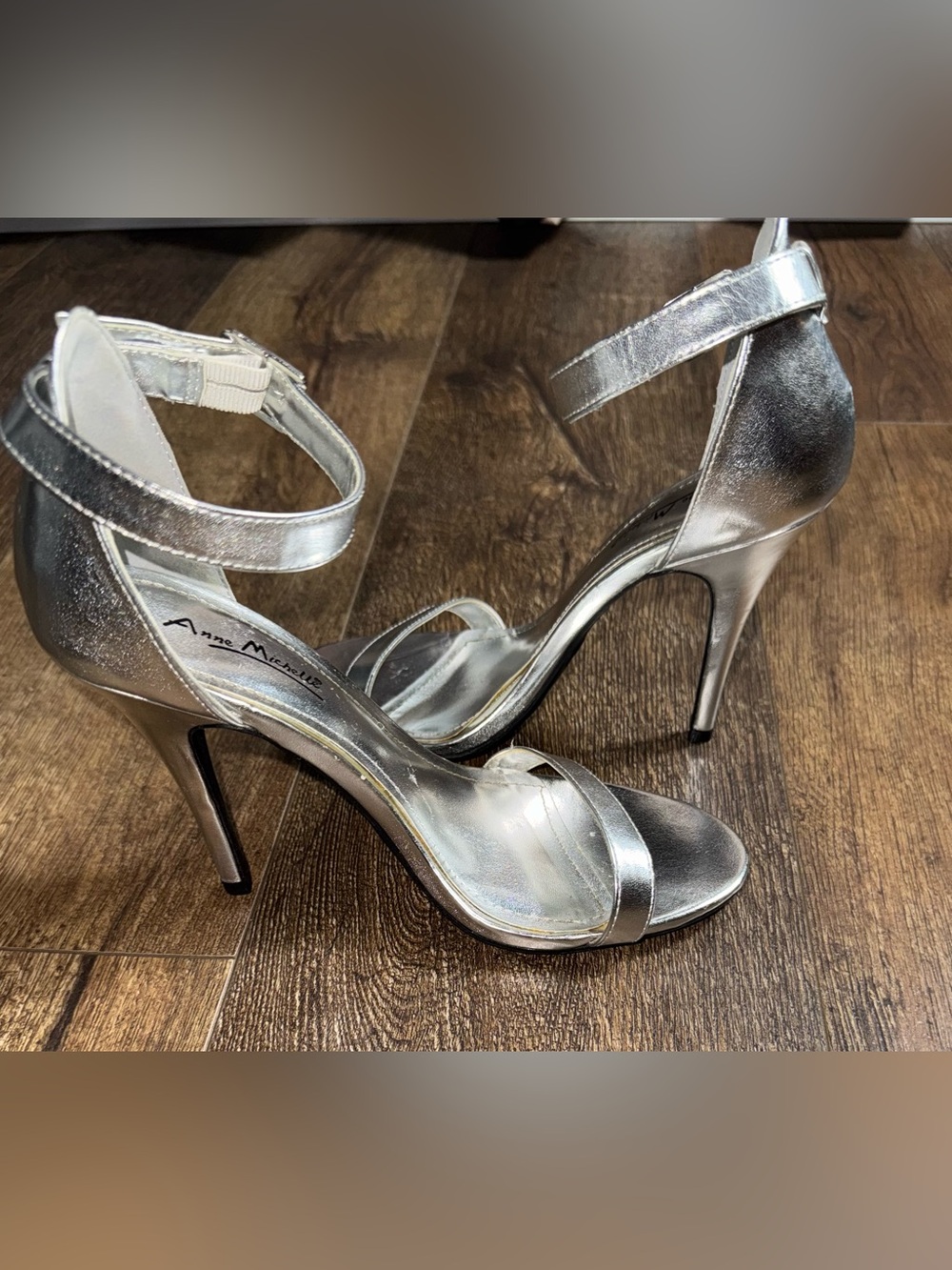 Anne Michelle Silver Metallic Ankle Strap Stiletto Heels Size 8